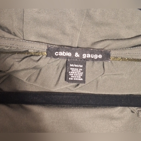 Med Cable & Gauge Olive V-Neck Blouse - Picture 2 of 5
